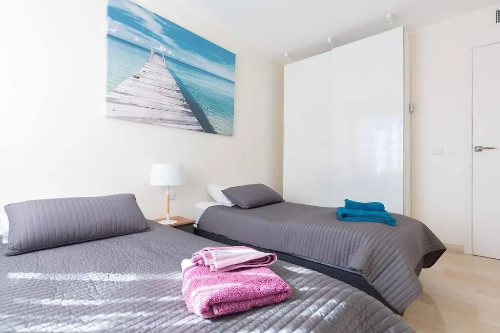Le Corail Spacieux Avec Beau Et Ample Balcon, Au Centre, Ideal Pour Familles Et Petits Groupes Cannes